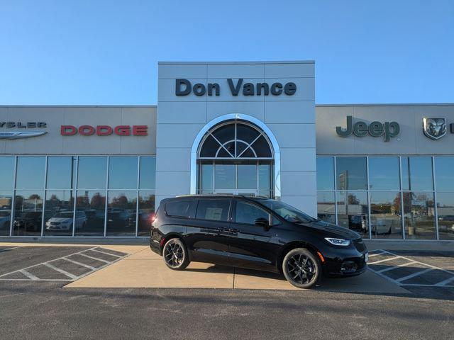 2026 Chrysler Pacifica PACIFICA LIMITED AWD