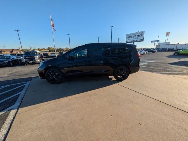 2026 Chrysler Pacifica PACIFICA LIMITED AWD