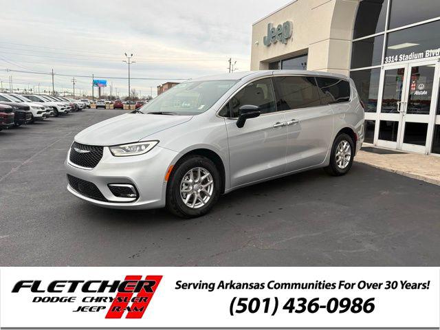 2026 Chrysler Voyager VOYAGER LX