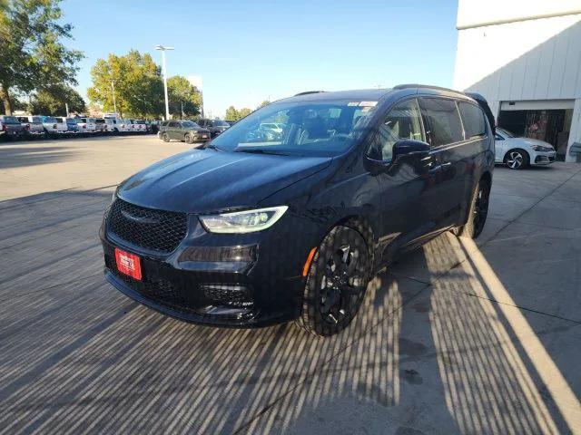 2026 Chrysler Pacifica PACIFICA LIMITED AWD