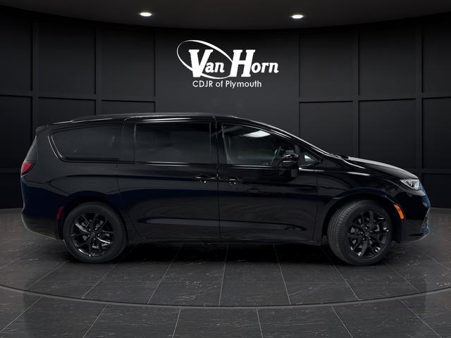 2026 Chrysler Pacifica PACIFICA LIMITED AWD