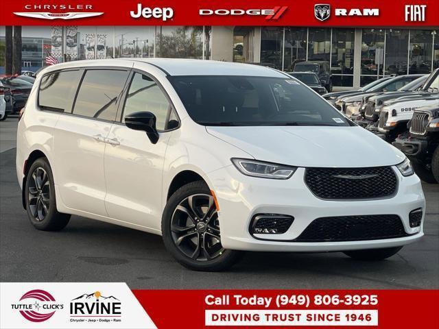 2026 Chrysler Pacifica PACIFICA SELECT