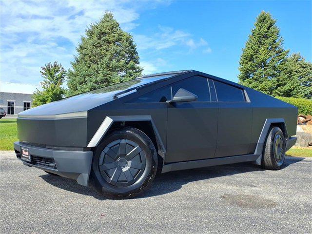 2024 Tesla Cybertruck Cyberbeast
