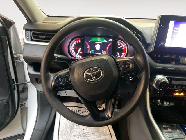 2023 Toyota RAV4 XLE 2023 Toyota RAV4 XLE