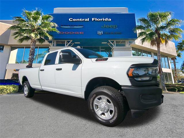 2024 RAM 2500 Tradesman Crew Cab 4x4 8 Box