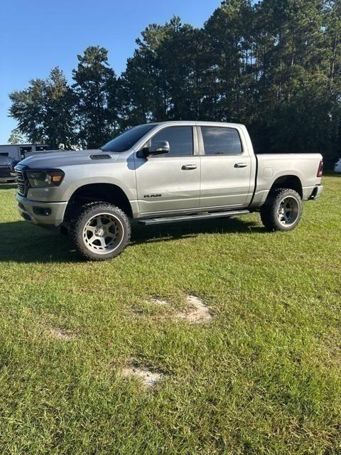 2020 RAM 1500 Big Horn Crew Cab 4x4 57 Box