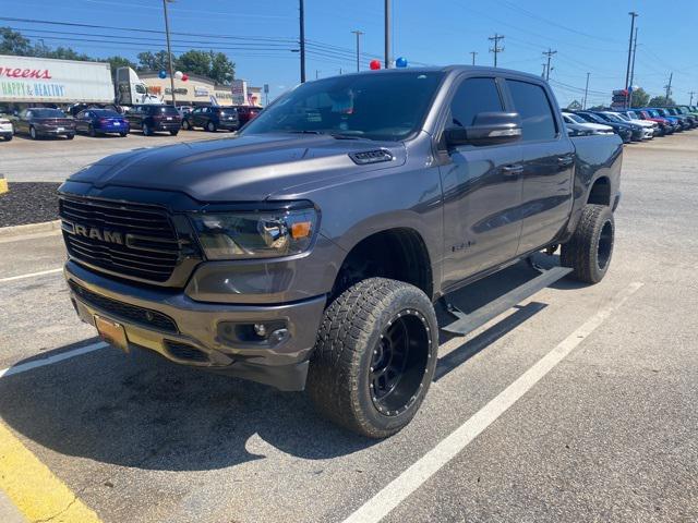 2020 RAM 1500 Big Horn Crew Cab 4x4 57 Box