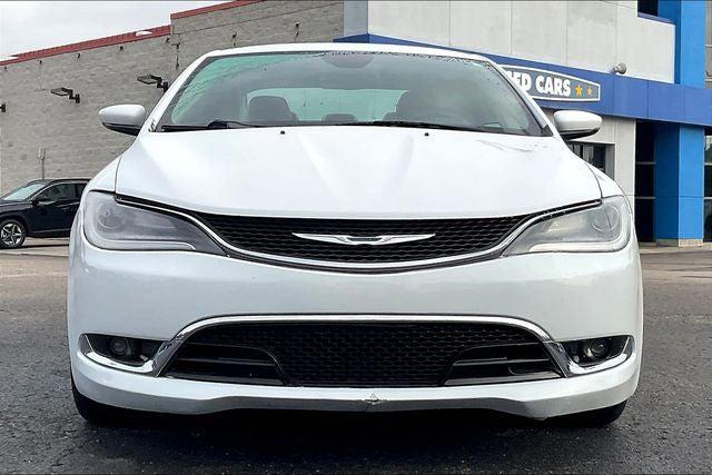 2016 Chrysler 200 C
