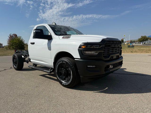 2025 RAM 3500 Tradesman Regular Cab 4x2 8 Box