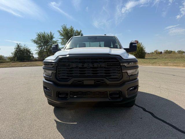 2025 RAM 3500 Tradesman Regular Cab 4x2 8 Box
