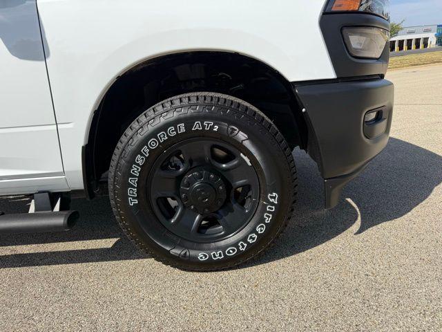 2025 RAM 3500 Tradesman Regular Cab 4x2 8 Box