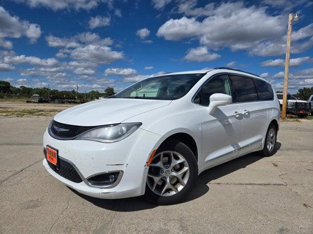 2018 Chrysler Pacifica Touring L Plus 2018 Chrysler Pacifica Touring L Plus