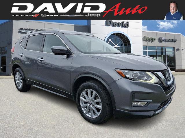 2017 Nissan Rogue SV for sale in Glen Mills, PA
