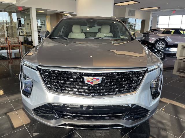2025 Cadillac XT4 AWD Premium Luxury