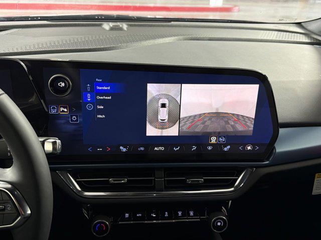 2026 Chevrolet Equinox LT2 w/PDE