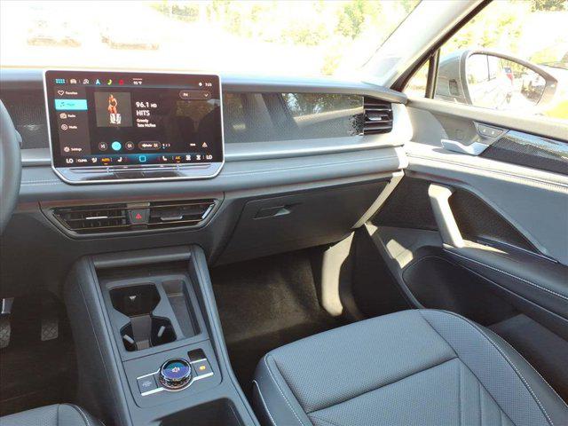 2025 Volkswagen Tiguan 2.0T SE