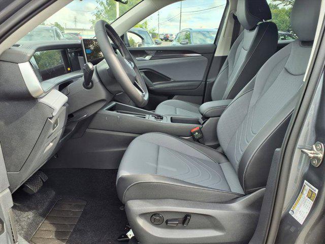 2025 Volkswagen Tiguan 2.0T SE