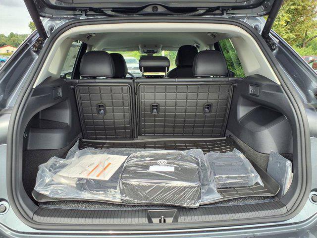 2025 Volkswagen Tiguan 2.0T SE