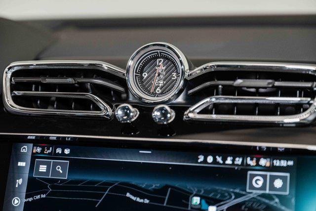 2024 Bentley Bentayga V8
