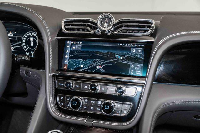 2024 Bentley Bentayga V8