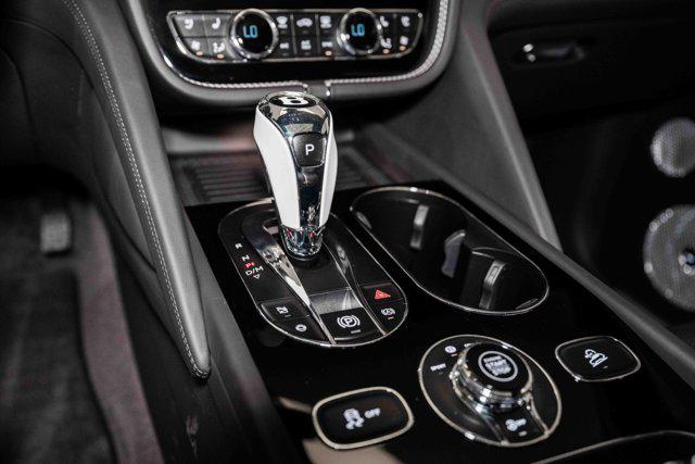 2024 Bentley Bentayga V8
