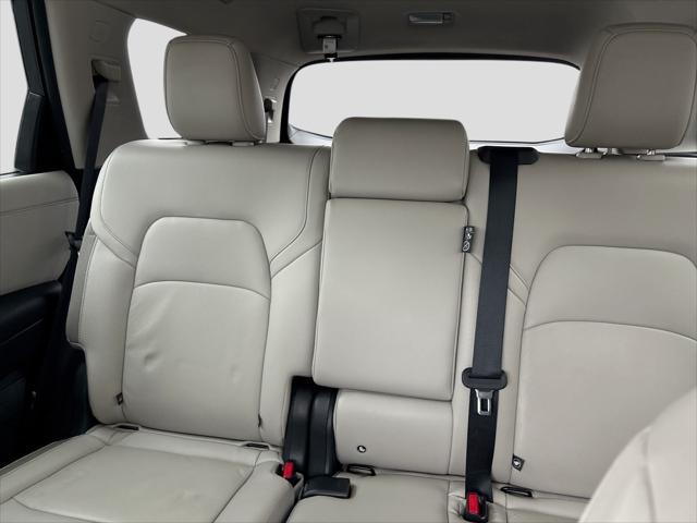2024 Nissan Pathfinder SL 4WD