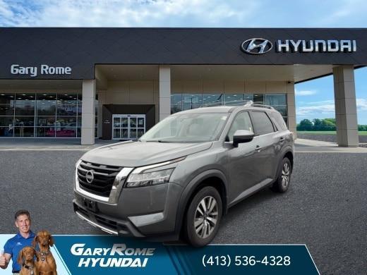 2024 Nissan Pathfinder SL 4WD for sale in HOLYOKE, MA