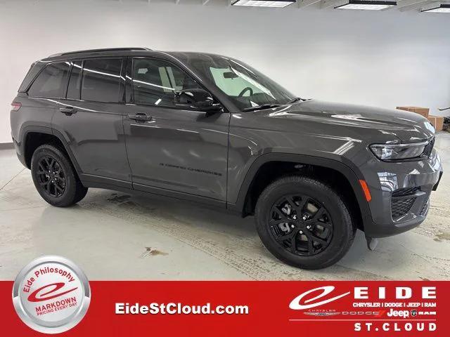 2025 Jeep Grand Cherokee GRAND CHEROKEE ALTITUDE X 4X4