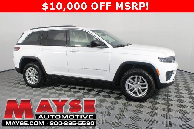 2025 Jeep Grand Cherokee GRAND CHEROKEE LAREDO X 4X4