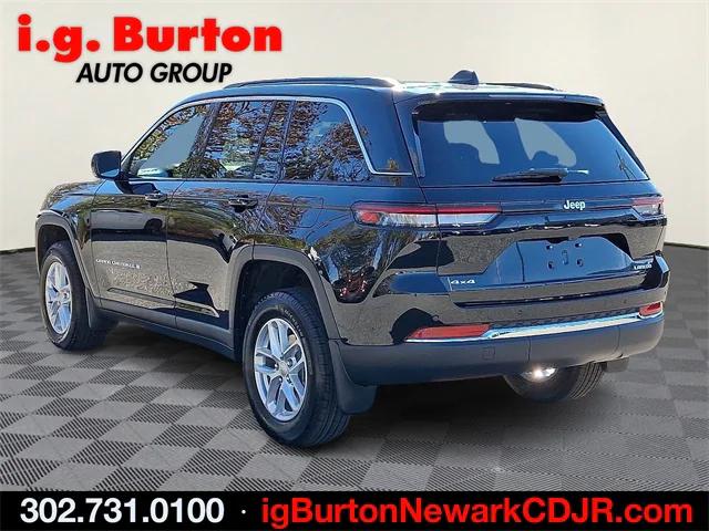 2025 Jeep Grand Cherokee GRAND CHEROKEE LAREDO X 4X4