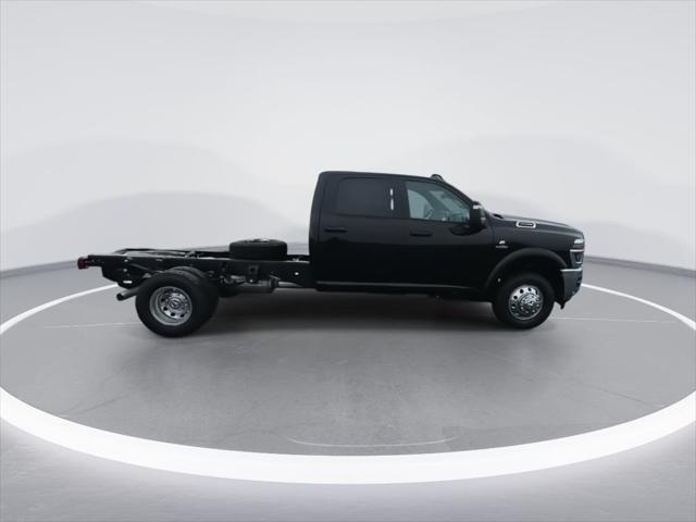 2026 RAM Ram 3500 Chassis Cab RAM 3500 TRADESMAN CREW CAB CHASSIS 4X4 60 CA