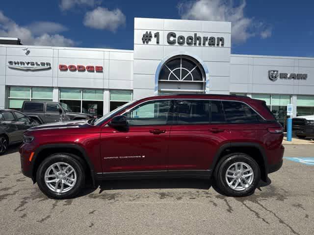 2025 Jeep Grand Cherokee GRAND CHEROKEE LAREDO X 4X4 2025 Jeep Grand Cherokee GRAND CHEROKEE LAREDO X 4X4