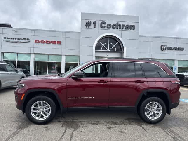 2025 Jeep Grand Cherokee GRAND CHEROKEE LAREDO X 4X4 2025 Jeep Grand Cherokee GRAND CHEROKEE LAREDO X 4X4