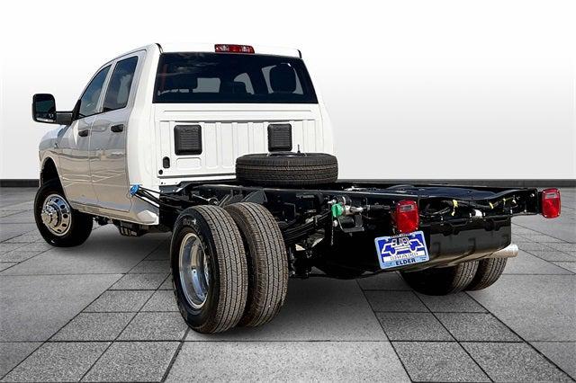 2026 RAM Ram 3500 Chassis Cab RAM 3500 TRADESMAN CREW CAB CHASSIS 4X4 60 CA