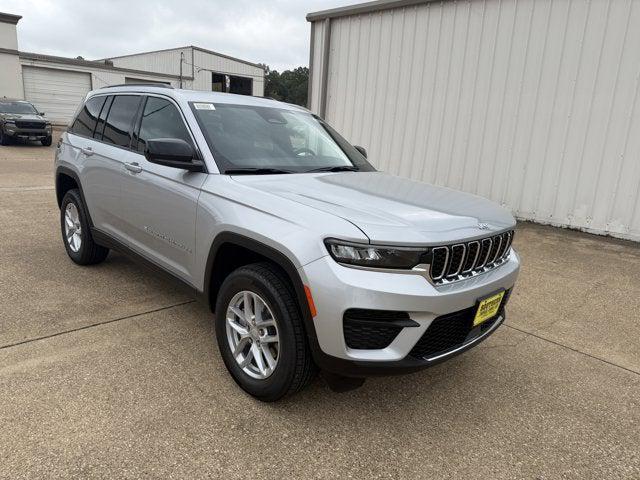 2025 Jeep Grand Cherokee GRAND CHEROKEE LAREDO X 4X2 2025 Jeep Grand Cherokee GRAND CHEROKEE LAREDO X 4X2