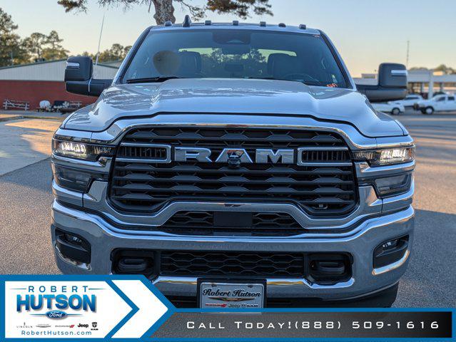 2026 RAM Ram 3500 Chassis Cab RAM 3500 TRADESMAN CREW CAB CHASSIS 4X4 60 CA