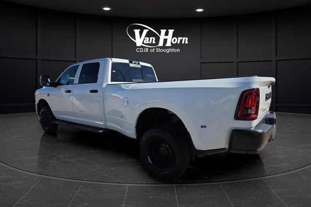 2026 RAM Ram 3500 RAM 3500 TRADESMAN CREW CAB 4X4 8 BOX