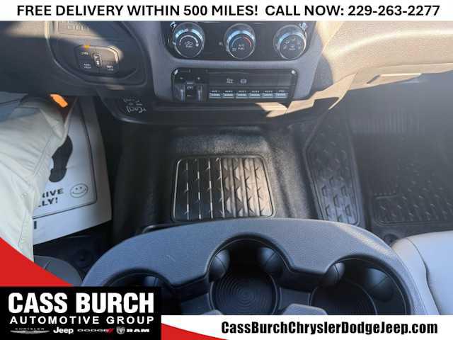 2026 Ram 3500 Chassis Cab Tradesman/Big Horn
