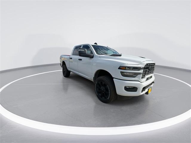 2026 RAM Ram 2500 RAM 2500 BLACK EXPRESS CREW CAB 4X4 64 BOX 2026 RAM Ram 2500 RAM 2500 BLACK EXPRESS CREW CAB 4X4 64 BOX