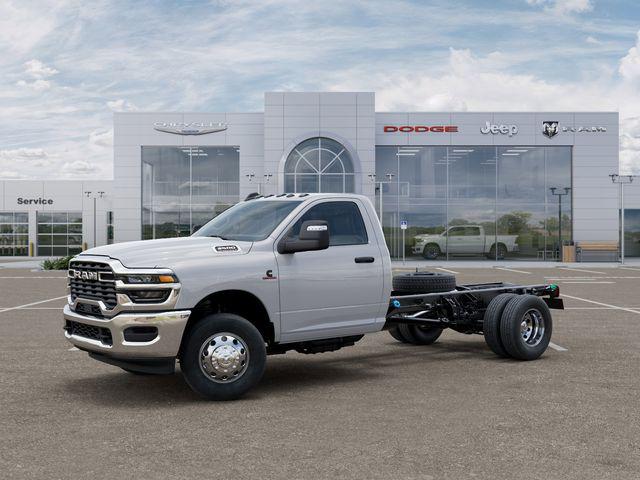 2026 RAM Ram 3500 Chassis Cab RAM 3500 TRADESMAN CHASSIS REGULAR CAB 4X2 84 CA