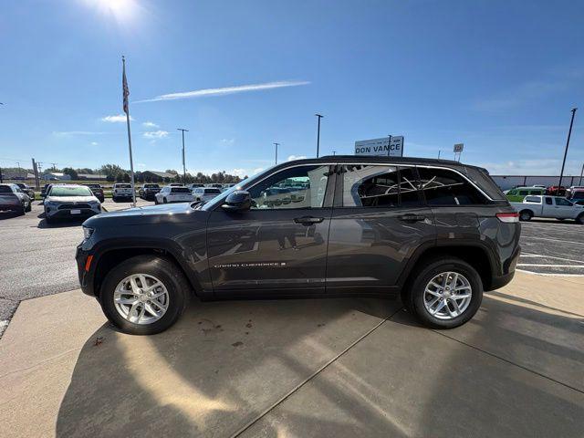 2025 Jeep Grand Cherokee GRAND CHEROKEE LAREDO X 4X4 2025 Jeep Grand Cherokee GRAND CHEROKEE LAREDO X 4X4