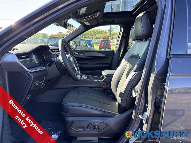 2025 Jeep Grand Cherokee GRAND CHEROKEE ALTITUDE X 4X4 2025 Jeep Grand Cherokee GRAND CHEROKEE ALTITUDE X 4X4