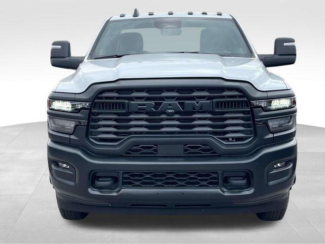 2026 RAM Ram 3500 Chassis Cab RAM 3500 TRADESMAN CHASSIS REGULAR CAB 4X4 60 CA 2026 RAM Ram 3500 Chassis Cab RAM 3500 TRADESMAN CHASSIS REGULAR CAB 4X4 60 CA