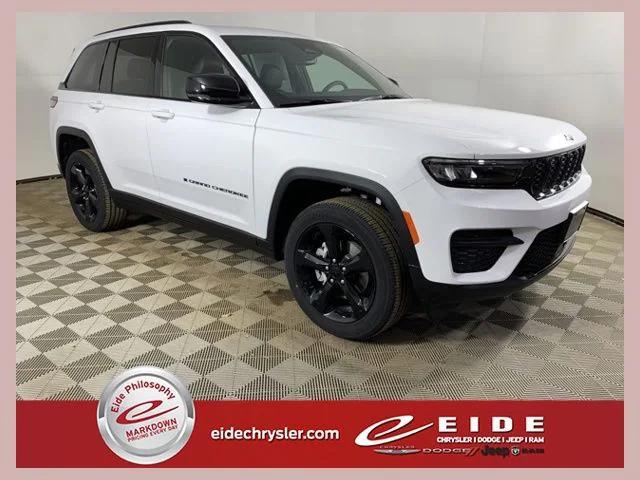 2025 Jeep Grand Cherokee GRAND CHEROKEE ALTITUDE X 4X4