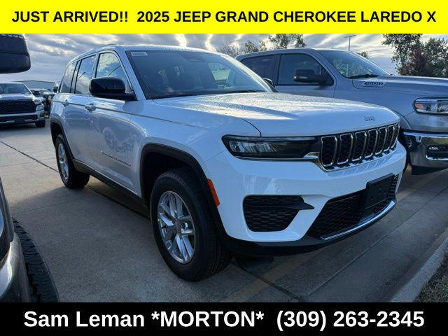 2025 Jeep Grand Cherokee GRAND CHEROKEE LAREDO X 4X4 2025 Jeep Grand Cherokee GRAND CHEROKEE LAREDO X 4X4