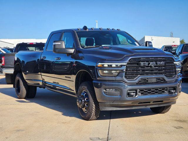 2026 RAM Ram 3500 RAM 3500 LARAMIE CREW CAB 4X4 8 BOX