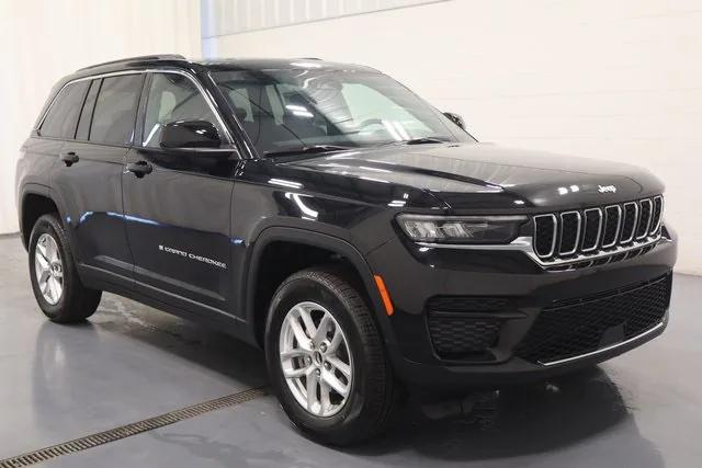 2025 Jeep Grand Cherokee GRAND CHEROKEE LAREDO X 4X4 2025 Jeep Grand Cherokee GRAND CHEROKEE LAREDO X 4X4