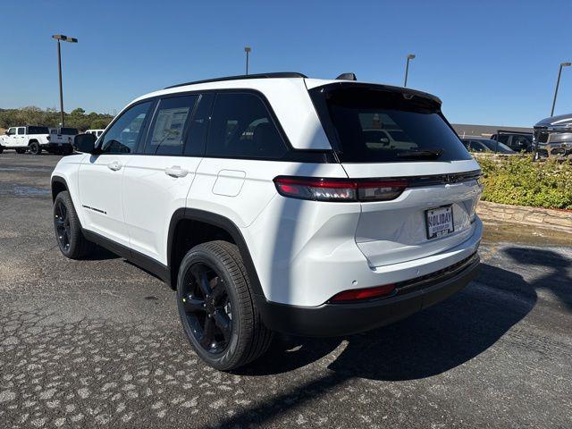 2025 Jeep Grand Cherokee Limited 4x2