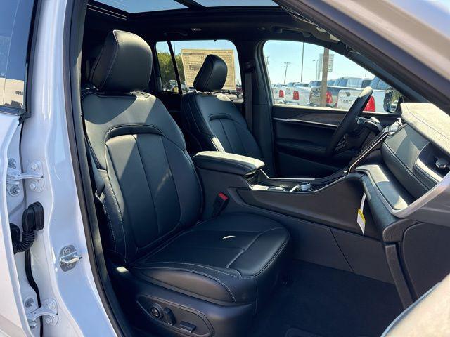 2025 Jeep Grand Cherokee Limited 4x2