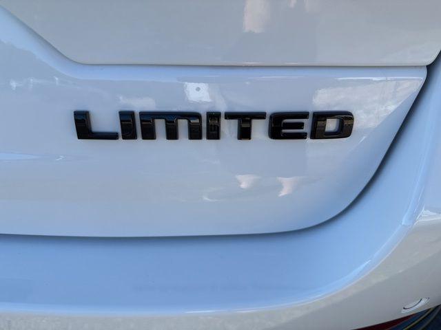2025 Jeep Grand Cherokee Limited 4x2